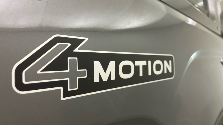 Volkswagen Amarok Diesel D/Cab Pick Up Style 2.0 TDI 205 4MOTION Auto